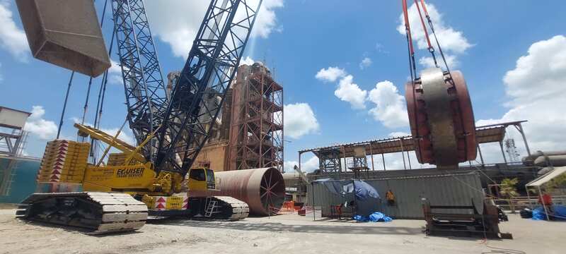 Alquiler de Grúa Móvil 25 Toneladas en Panamá